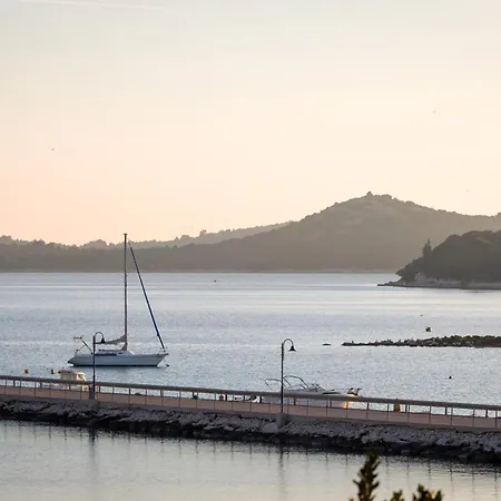 4 Seasons - Apartamento Rogoznica (Sibenik-Knin)