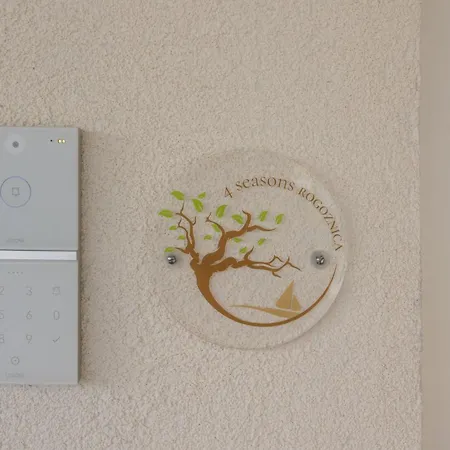 4 Seasons - * רוגוזניצה