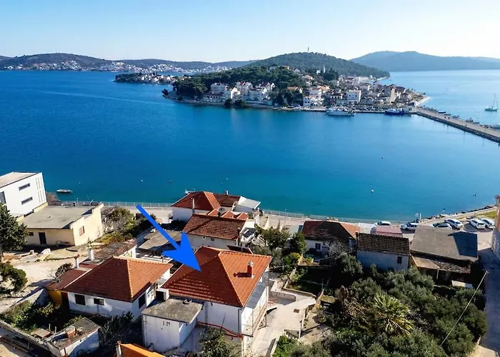 דירה 4 Seasons - *