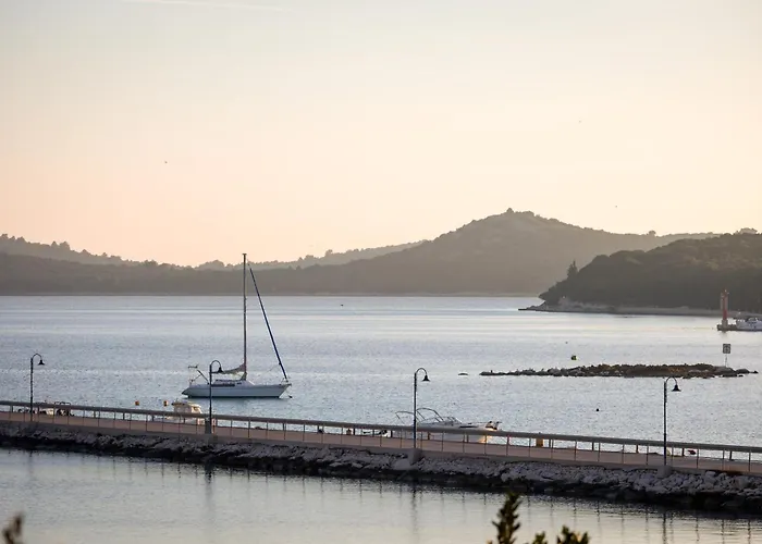 4 Seasons - Daire Rogoznica (Sibenik-Knin)