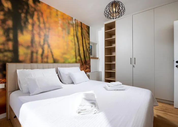 4 Seasons - דירה